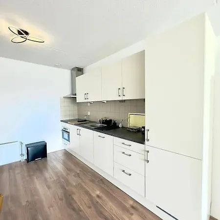 Happy 2p Amsterdam And The * Heerhugowaard