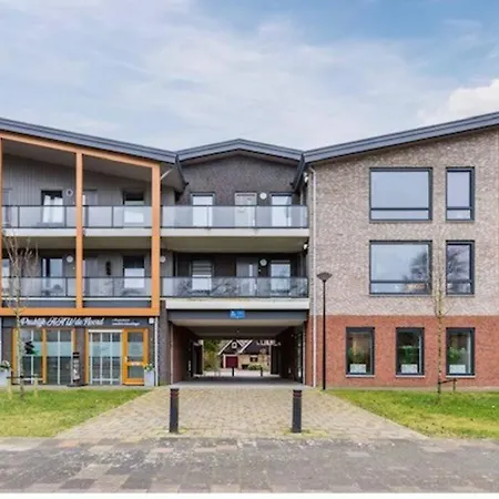 Happy 2p Amsterdam And The Heerhugowaard