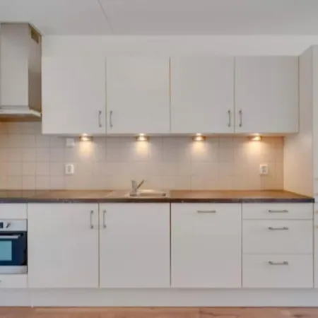 Happy 2p Amsterdam And The Hotel